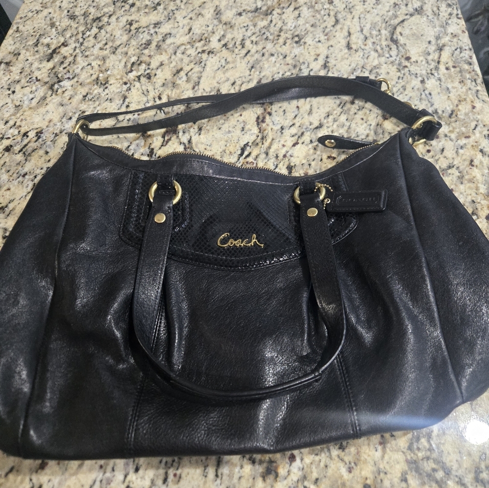 Perfect Condition, Like New Coach Black Leather Shoulder Bag